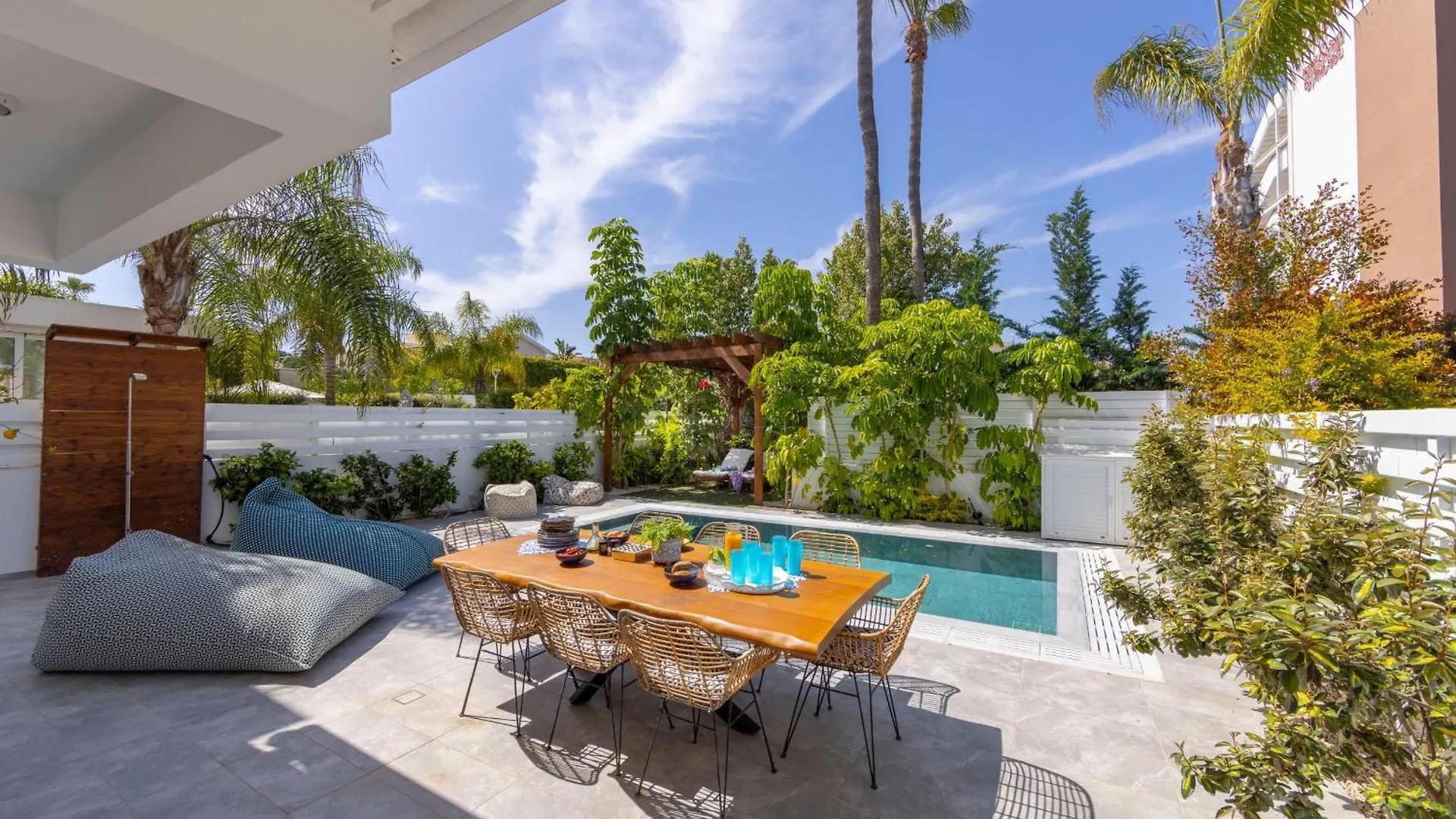 Kontakte von Protaras Narcissos Seaside Villa 3